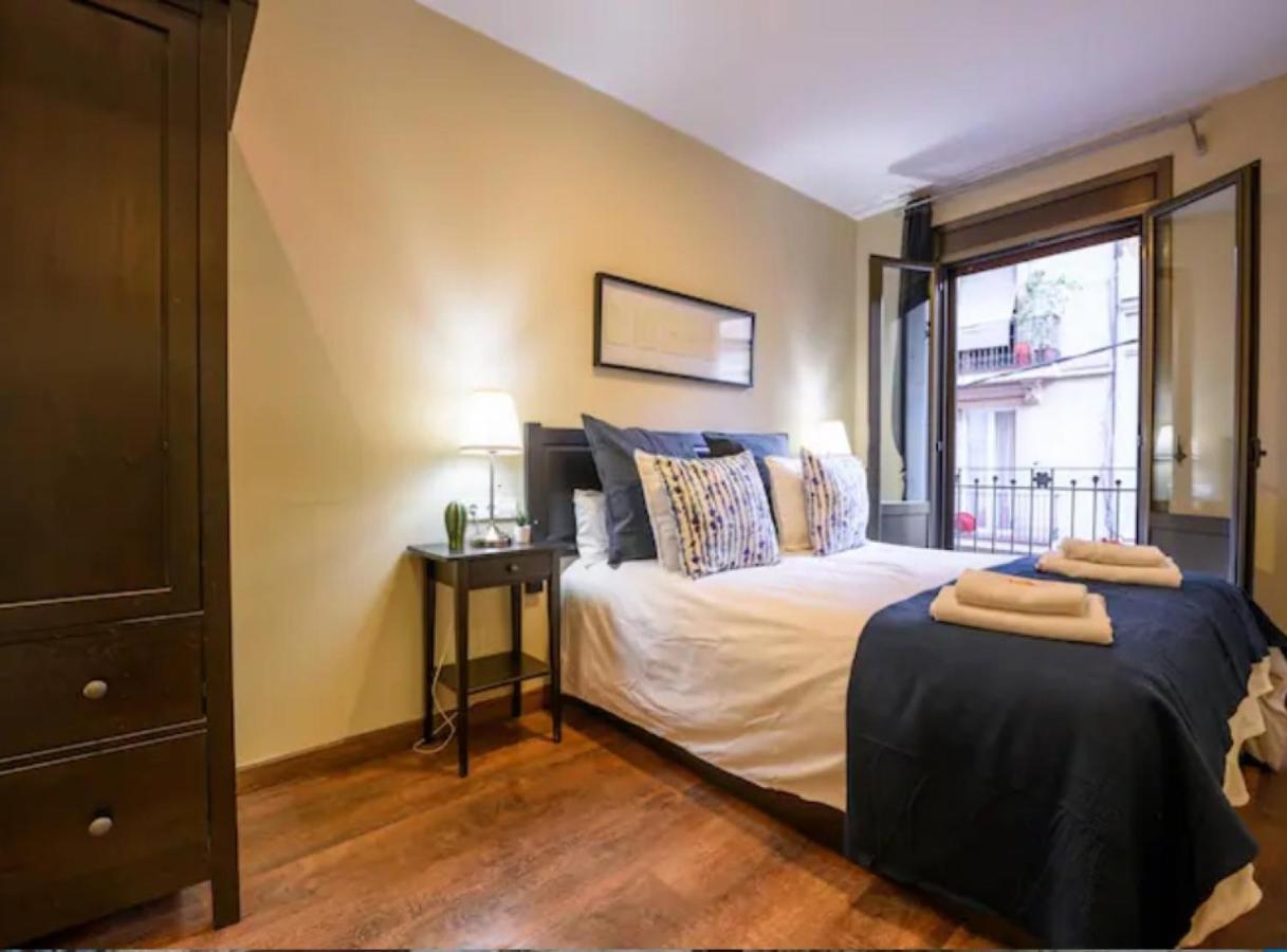 Ramblasrentals Cozy Renovated 2Br With Balcony Lift 20M Rambla - Parking - Wifi Barcelona Exteriér fotografie