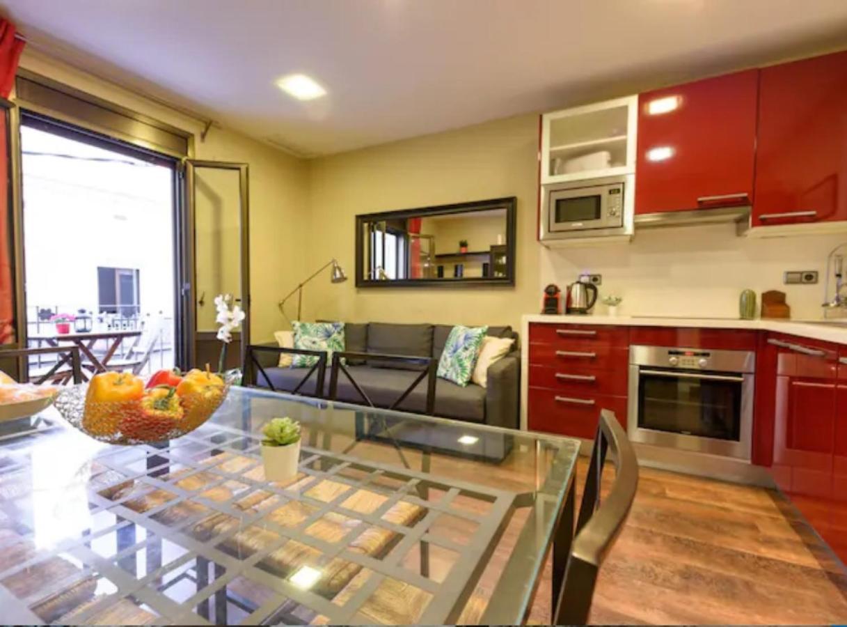 Ramblasrentals Cozy Renovated 2Br With Balcony Lift 20M Rambla - Parking - Wifi Barcelona Exteriér fotografie