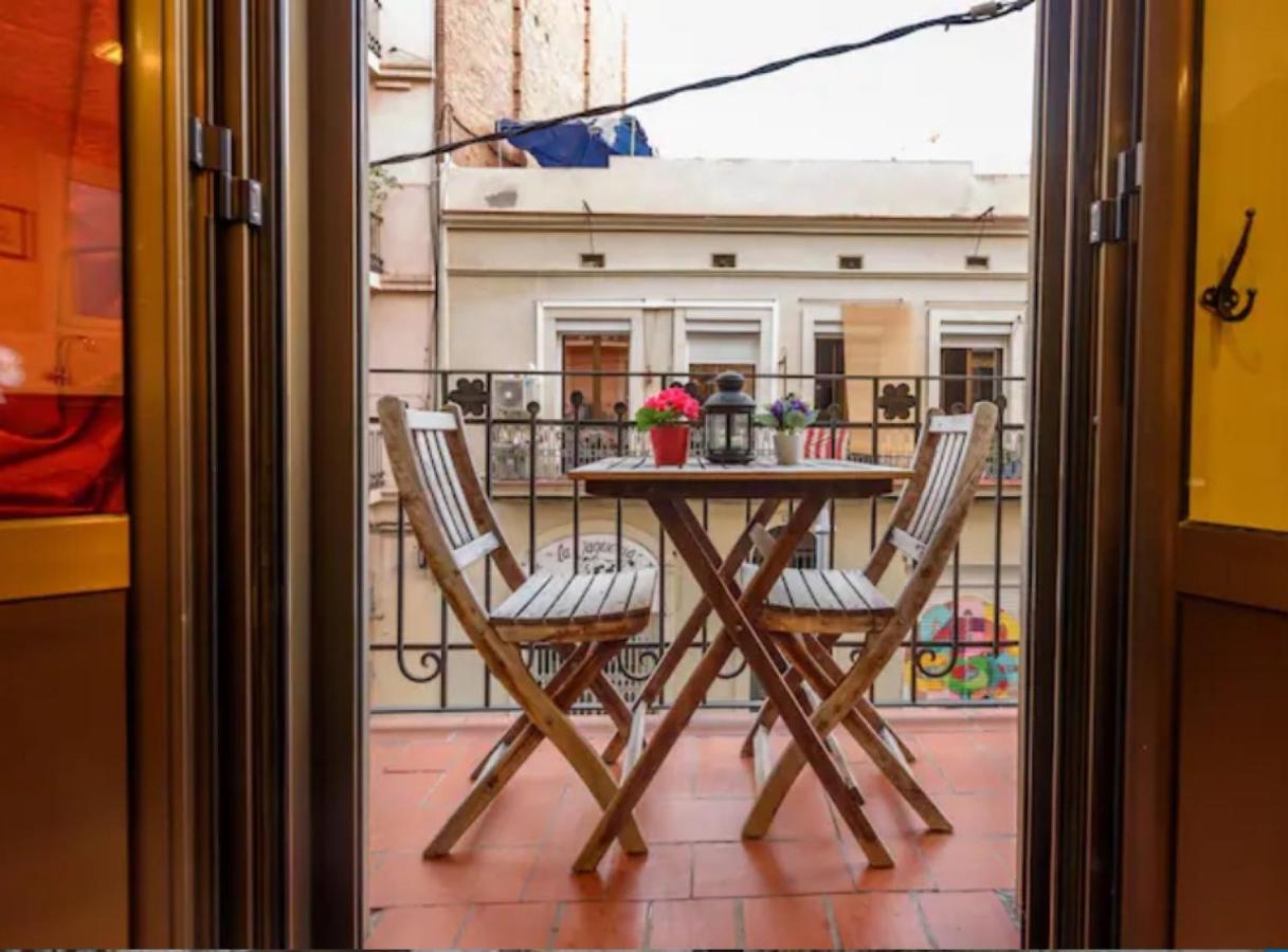 Ramblasrentals Cozy Renovated 2Br With Balcony Lift 20M Rambla - Parking - Wifi Barcelona Exteriér fotografie