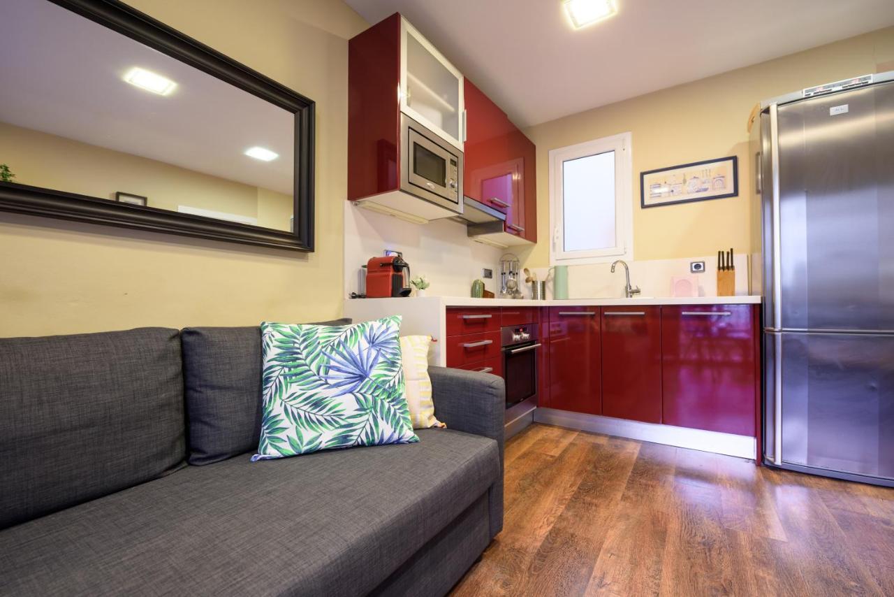 Ramblasrentals Cozy Renovated 2Br With Balcony Lift 20M Rambla - Parking - Wifi Barcelona Exteriér fotografie